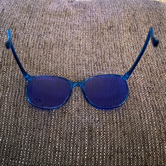 Color Therapy Blue Glasses - Picture 5 of 7